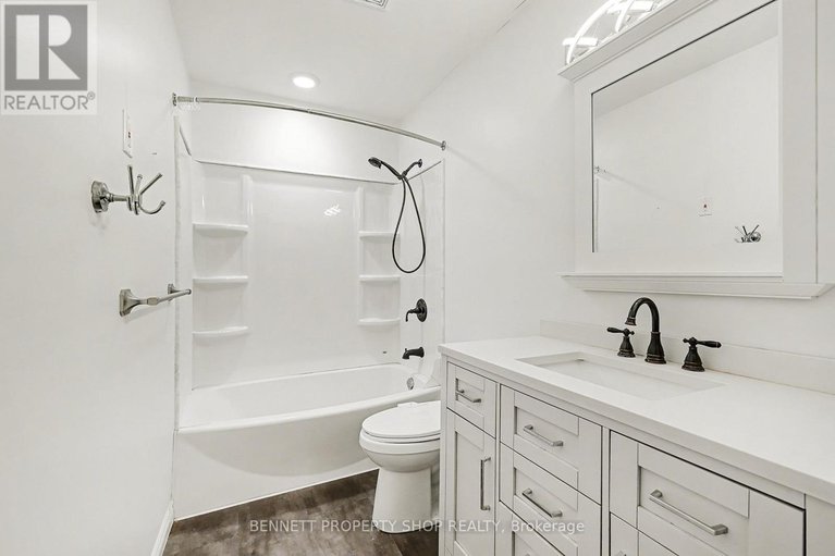 29159460/18-shetland-way/bridlewood/ottawa/ontario/K2M1R9_15