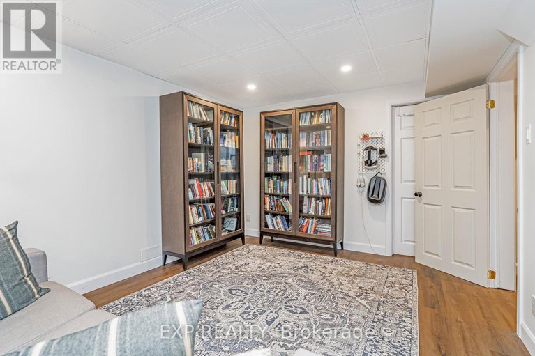28595506/18-hawley-crescent/bridlewood/ottawa/ontario/K2M1T3_22