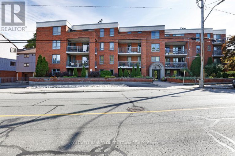 28915900/303-939-north-river-road/overbrook/ottawa/ontario/K1K3V2_3