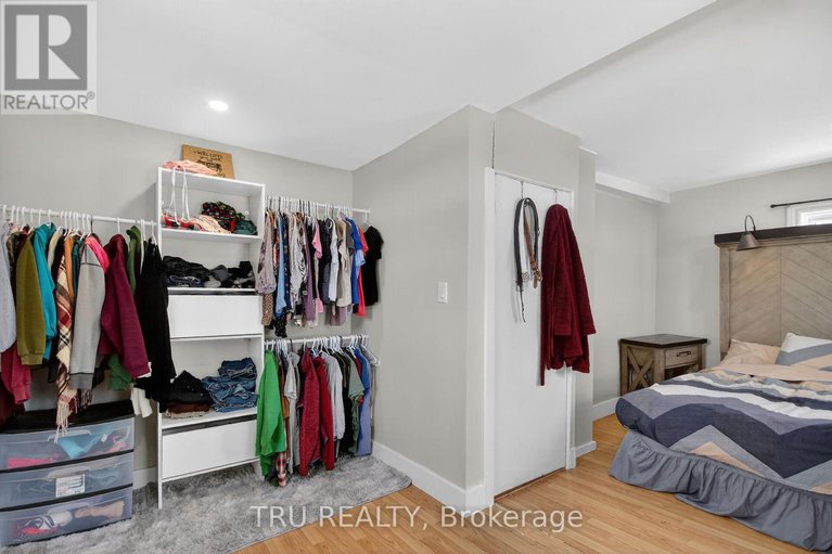 29406332/10492-clark-road/north-dundas-mountain-twp/north-dundas/ontario/K0E1S0_19