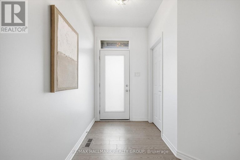 29431377/130-umbra-place/half-moon-bay/ottawa/ontario/K2J6N7_2