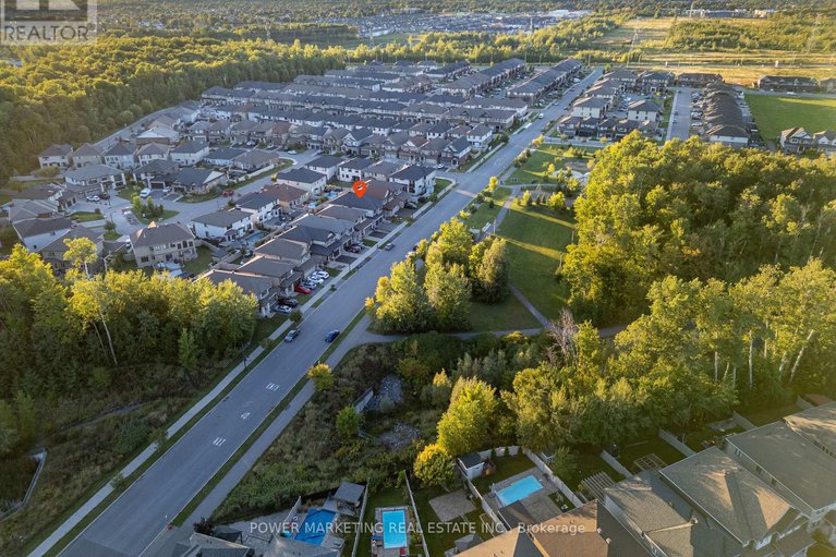 29041671/537-compass-street/mer-bleuebradley-estatesanderson-park/ottawa/ontario/K1W0J1_38