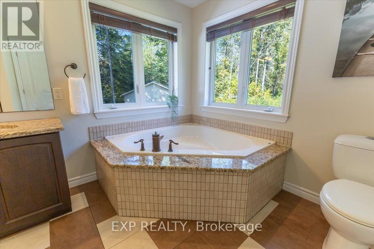 28879603/6719-deer-run-place/rideau-twp-s-of-reg-rd-6-w-of-mccordick-rd/ottawa/ontario/K0A2T0_19