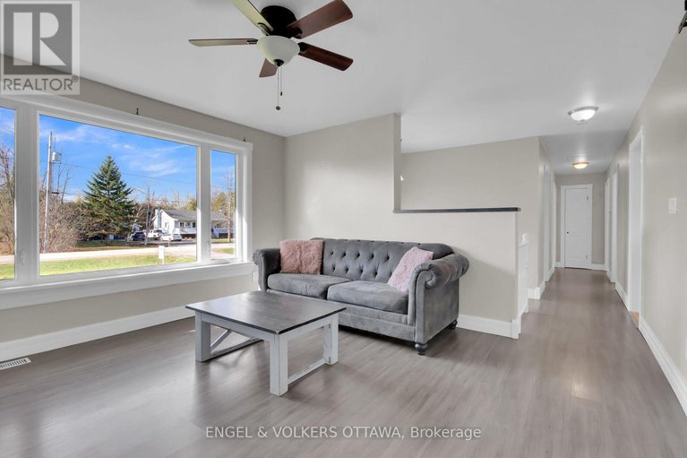28271751/4715-kelso-street-e/augusta-twp/augusta/ontario/K0E1T0_22