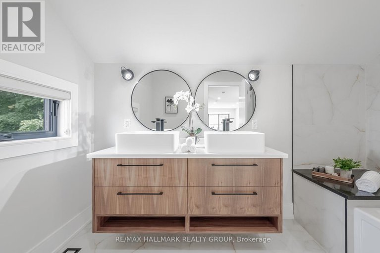 28469125/185-carleton-avenue/ottawa-westtunneys-pasture/ottawa/ontario/K1Y0J5_35