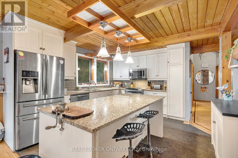 29461292/1-woodland-drive/mcnabbraeside-twps/mcnabbraeside/ontario/K0A1G0_20