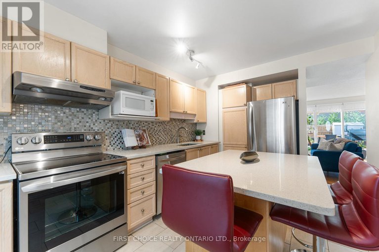 29000533/1306-morrison-drive/redwood-park/ottawa/ontario/K2H7L9_9