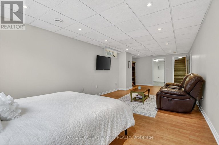 29472041/161-longshire-circle/longfields/ottawa/ontario/K2J4L2_41