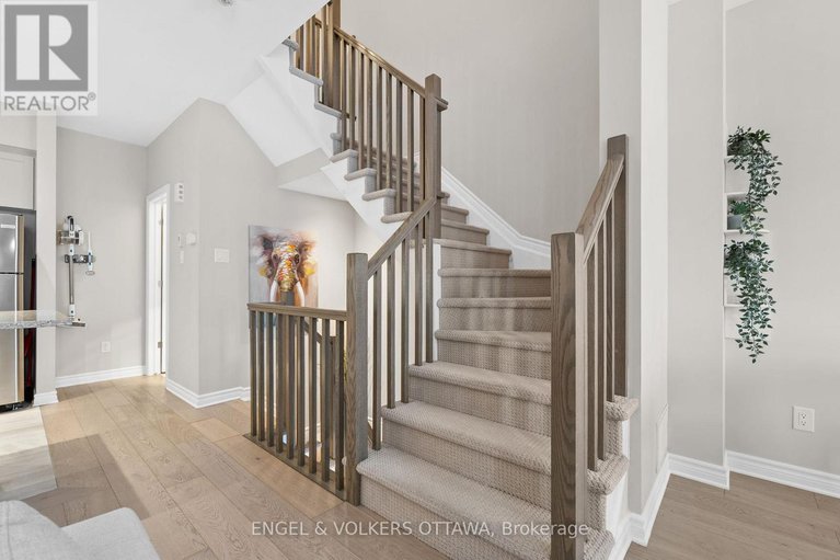 29170405/39-stockholm-private/riverside-southgloucester-glen/ottawa/ontario/K4M0G9_17