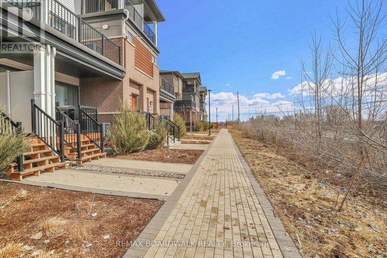 29563577/306-pilot-private/emerald-meadowstrailwest/ottawa/ontario/K2V0S4_36