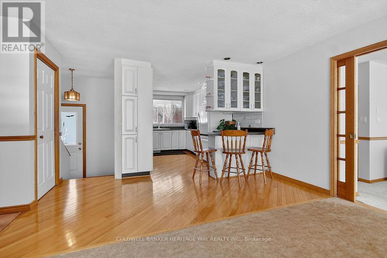 29412662/115-cookes-shore-road/drummond-n-elmsley-drummond-twp/drummondnorth-elmsley/ontario/K7C4K7_6