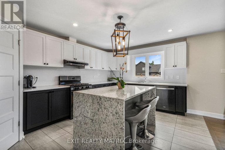 28733725/281-moisson-street/embrun/russell/ontario/K0A1W0_9