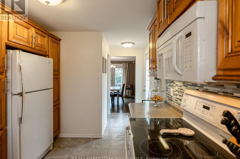 28246634/38-nestow-drive-nw/tanglewood/ottawa/ontario/K2G3X8_7
