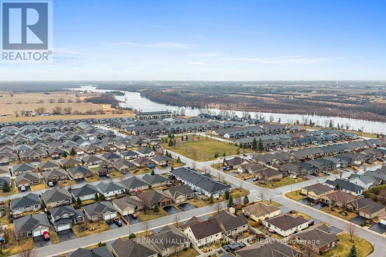 29614140/631-robert-hill-street/almonte/mississippi-mills/ontario/K0A1A0_41