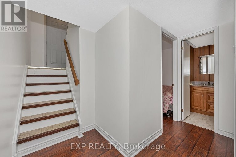 28992851/266-woodfield-drive/tanglewood/ottawa/ontario/K2G3W9_22