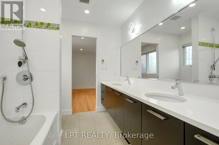 28676196/298-crestview-road/alta-vistafaircrest-heights/ottawa/ontario/K1H5G6_38