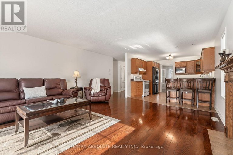 29431379/192-fairbairn-bros-street/almonte/mississippi-mills/ontario/K1A0A1_22