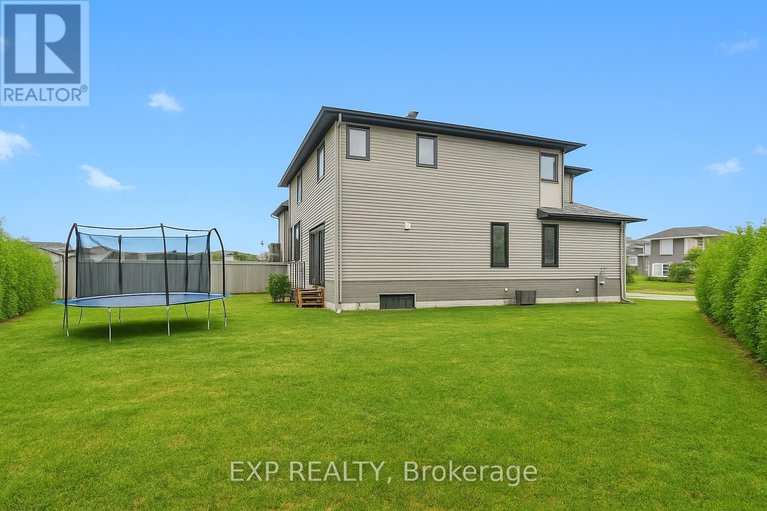 29094260/364-gloaming-crescent/emerald-meadowstrailwest/ottawa/ontario/K2S1B6_30