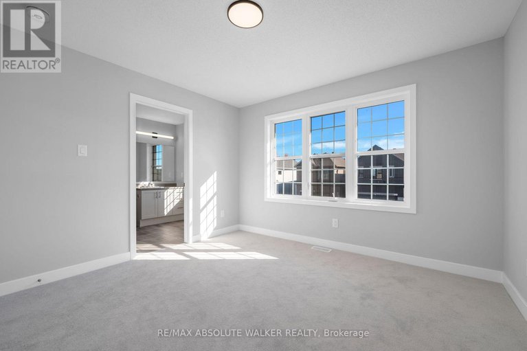 29201524/584-paakanaak-avenue/blossom-parkkemp-parkfindlay-creek/ottawa/ontario/K1X0J6_28