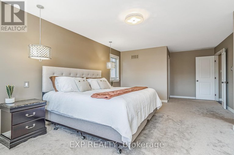 29033765/327-dunlin-ridge/half-moon-bay/ottawa/ontario/K2J0E3_25