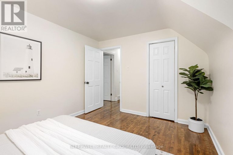 28651207/2209-belair-drive/bel-air-park/ottawa/ontario/K2C0X2_19