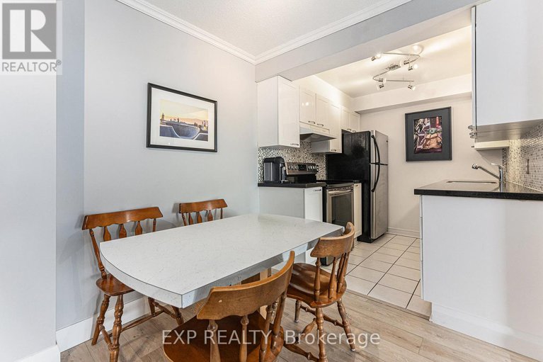 28439582/1106-429-somerset-street-w/ottawa-centre/ottawa/ontario/K2P2P5_7