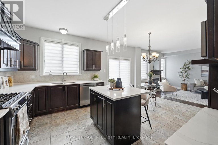 29633491/113-thivierge-court/town-of-rockland/clarence-rockland/ontario/K4K0E7_16