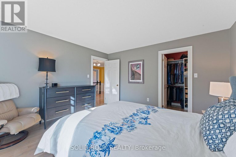 28931406/5569-whitewood-avenue/manotick-village-manotick-estates/ottawa/ontario/K4M1E1_34