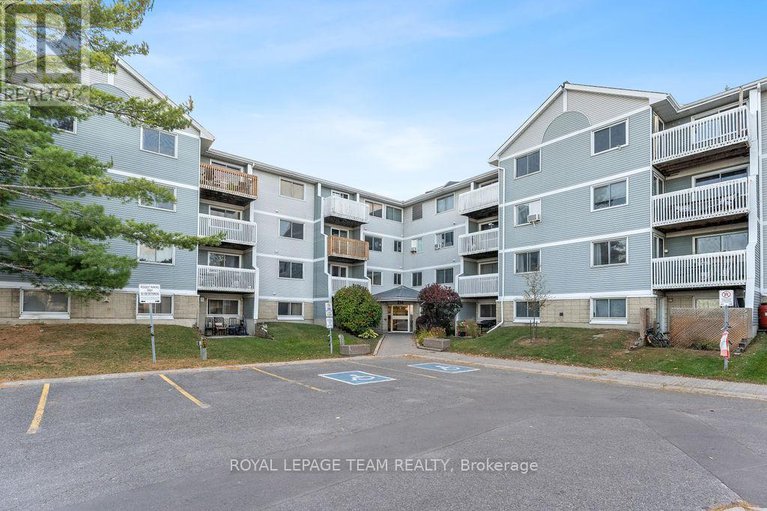 29006279/417-214-viewmount-drive/borden-farmstewart-farmcarleton-heightsparkwood-hills/ottawa/ontario/K2E7X3_1