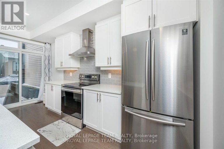 28271159/341-big-dipper-street/riverside-southgloucester-glen/ottawa/ontario/K4M0J3_14