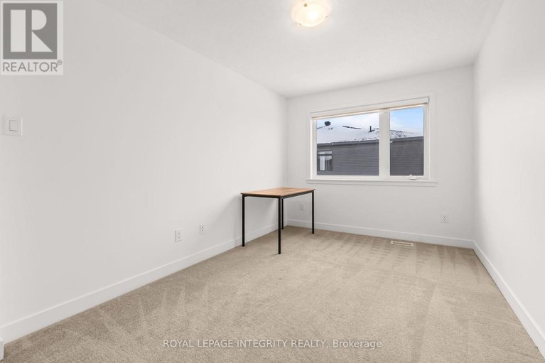 29358346/264-monticello-avenue/emerald-meadowstrailwest/ottawa/ontario/K2S2S1_26