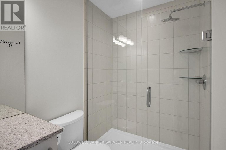 28401645/438-meadowbreeze-drive/emerald-meadowstrailwest/ottawa/ontario/K2M2T6_23