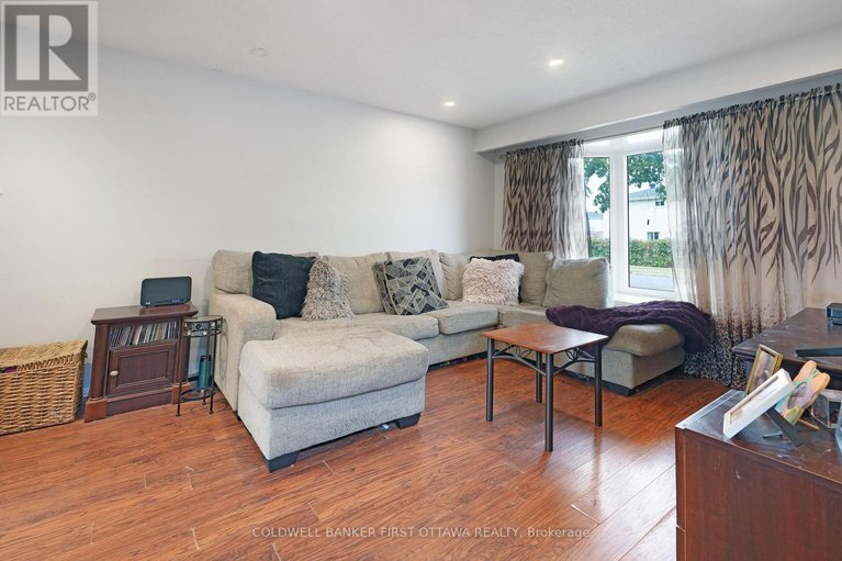 28708089/46a-medhurst-drive/tanglewood/ottawa/ontario/K2G4V2_7