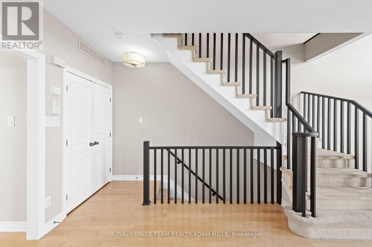 28901448/24-103-eye-bright-crescent/riverside-southgloucester-glen/ottawa/ontario/K1V2K6_5