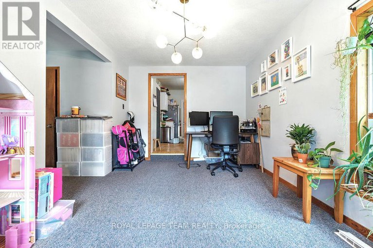 28764656/191-dalkeith-street/pakenham/mississippi-mills/ontario/K0A2X0_17