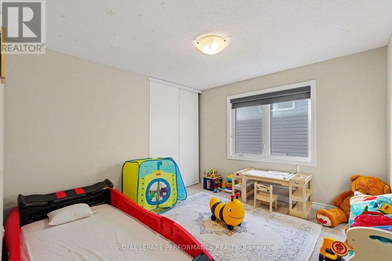 29669159/504-yellow-birch-street/mer-bleuebradley-estatesanderson-park/ottawa/ontario/K1W0J3_24