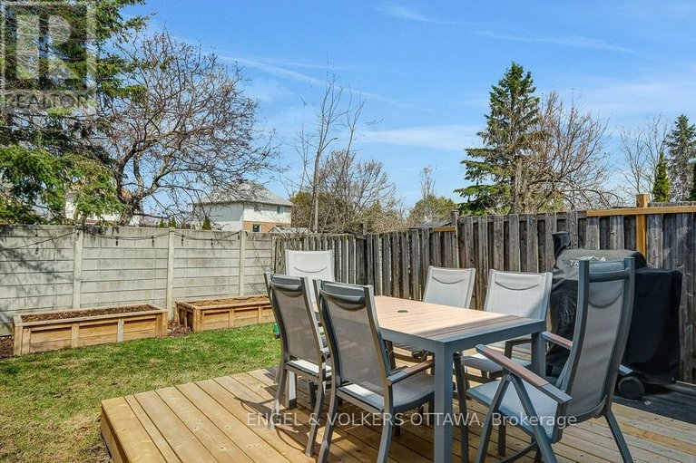 29642313/19-mullcraft-crescent/longfields/ottawa/ontario/K2J4P8_27