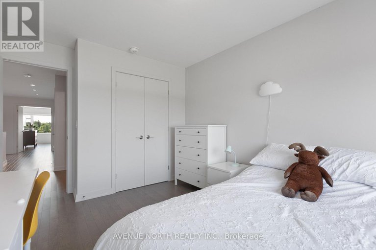 29112296/244-shuttleworth-drive/leitrim/ottawa/ontario/K1T0T4_33