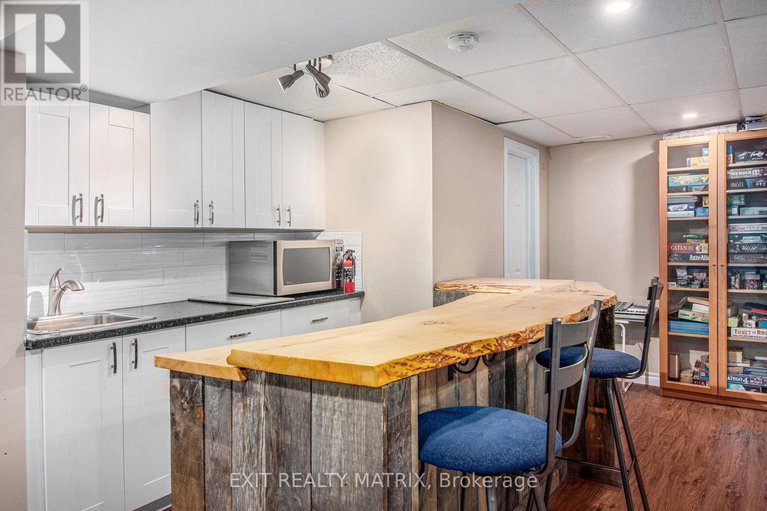 28850458/73-george-street/village-of-russell/russell/ontario/K4R1C2_17