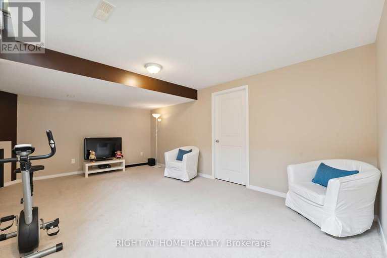 28585607/905-caldermill-private/stonebridge/ottawa/ontario/K2J0Z8_25