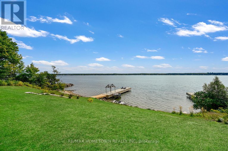 28870188/5-shoreside-way/augusta-twp/augusta/ontario/K6V5T1_8