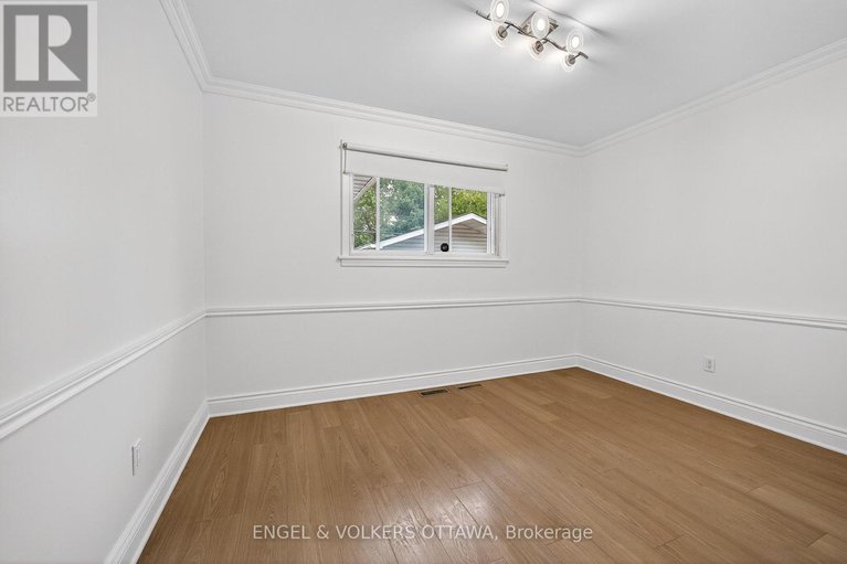 28908569/723-halstead-street/elmvale-acres/ottawa/ontario/K1G1M5_20
