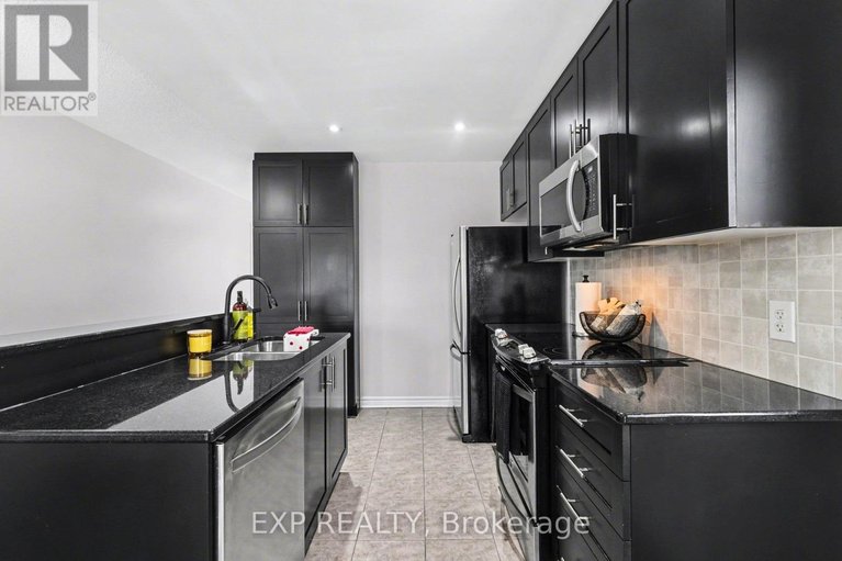 29685814/2563-longfields-drive/stonebridge/ottawa/ontario/K2J2L7_12