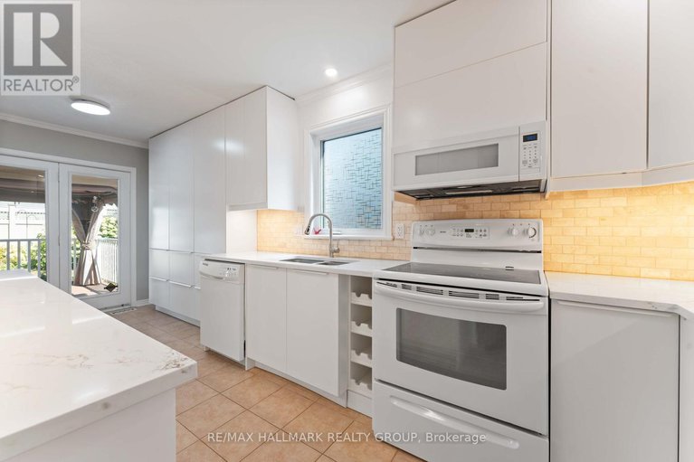 28946187/647-apollo-way/fallingbrookpineridge/ottawa/ontario/K4A1T2_16