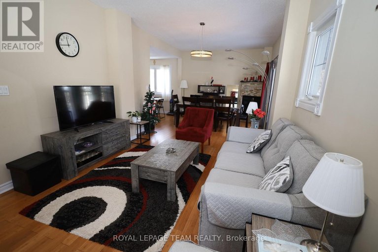 29451027/2194-niagara-drive/applewood-acres/ottawa/ontario/K1H6L2_14