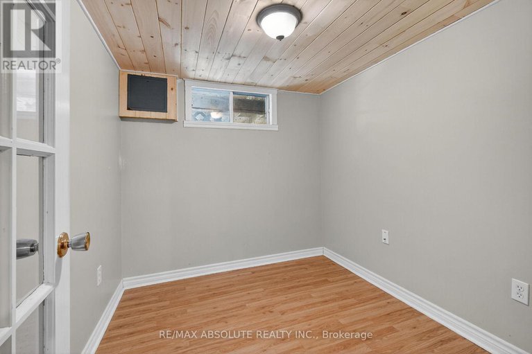 29104239/2186-tawney-road/hawthorne-meadows/ottawa/ontario/K1G1C5_41