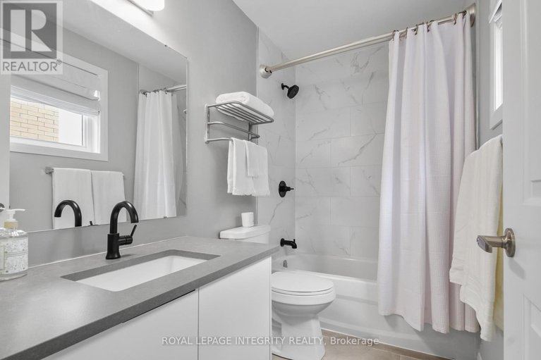 29648108/2722-draper-avenue/redwood-park/ottawa/ontario/K2H0C4_32