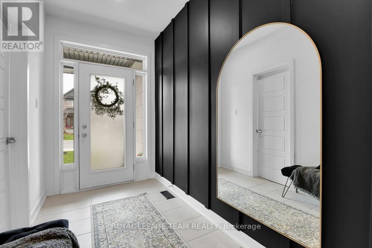 29675449/516-bobolink-ridge/stittsville-south/ottawa/ontario/K2S2N5_4