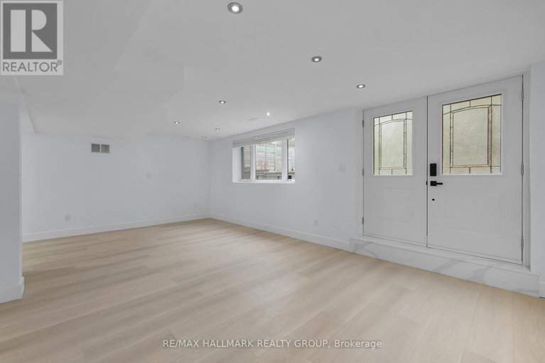 29068971/7-bachman-terrace/katimavik/ottawa/ontario/K2L1W2_32