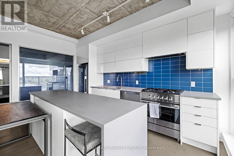 29641679/607-135-barrette-street/vanier/ottawa/ontario/K1L7Z9_11